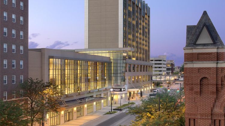 DoubleTree by Hilton Convention Complex Exterior