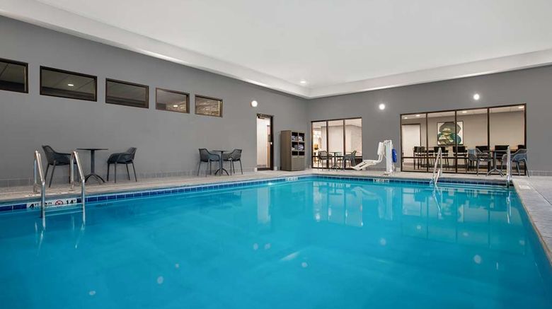 <b>Hampton Inn Iowa City-Coralville Pool</b>. Images powered by <a href="https://iceportal.shijigroup.com/" title="IcePortal" target="_blank">IcePortal</a>.
