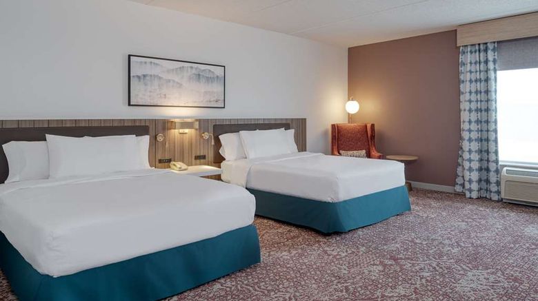 <b>Hilton Garden Inn Clarksburg Bridgeport Room</b>. Images powered by <a href="https://iceportal.shijigroup.com/" title="IcePortal" target="_blank">IcePortal</a>.
