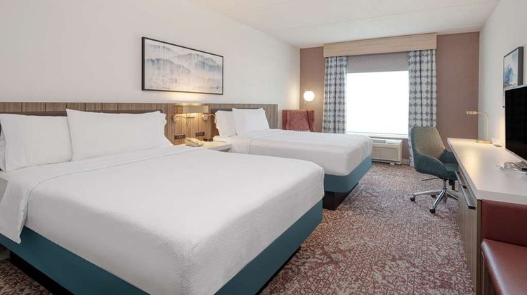 Hilton Garden Inn Clarksburg Bridgeport Room