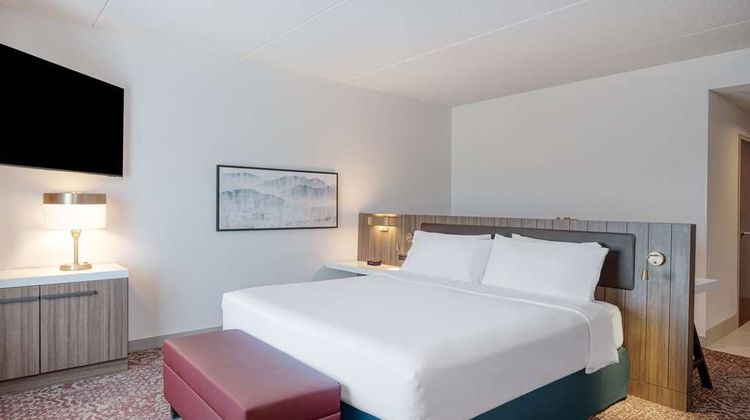 Hilton Garden Inn Clarksburg Bridgeport Room