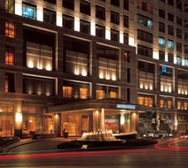 Hilton Chongqing Exterior