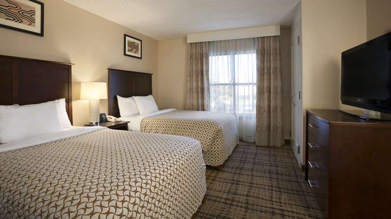 <b>Embassy Suites Beachwood Room</b>. Images powered by <a href="https://iceportal.shijigroup.com/" title="IcePortal" target="_blank">IcePortal</a>.