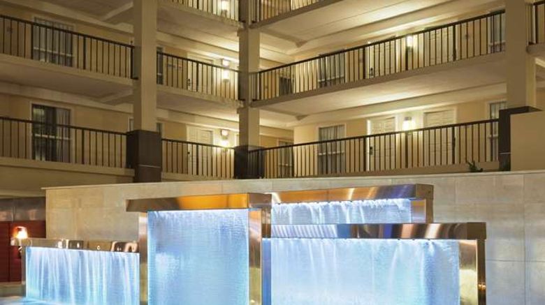 <b>Embassy Suites Beachwood Lobby</b>. Images powered by <a href="https://iceportal.shijigroup.com/" title="IcePortal" target="_blank">IcePortal</a>.
