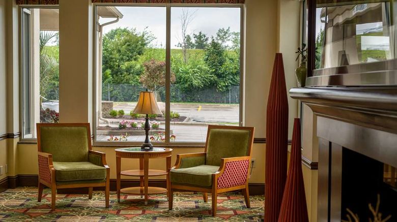 <b>Hilton Garden Inn Cleveland East Lobby</b>. Images powered by <a href="https://iceportal.shijigroup.com/" title="IcePortal" target="_blank">IcePortal</a>.