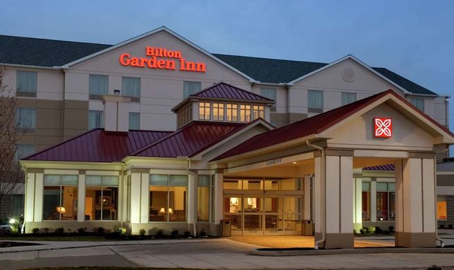 Hilton Garden Inn Cleveland East Exterior