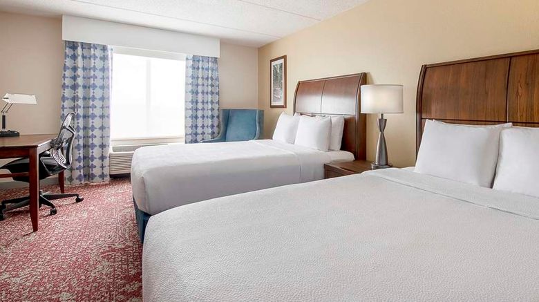 <b>Hilton Garden Inn Cleveland Downtown Room</b>. Images powered by <a href="https://iceportal.shijigroup.com/" title="IcePortal" target="_blank">IcePortal</a>.
