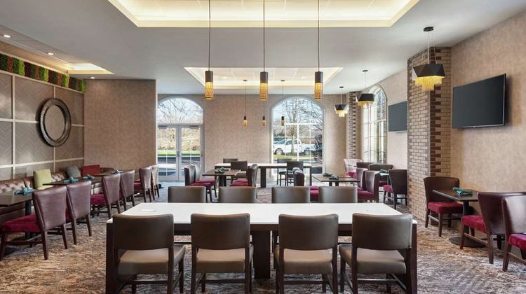 Embassy Suites Cleveland Independence Restaurant