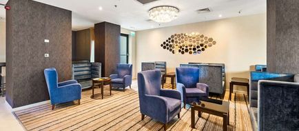 Hampton by Hilton Cluj-Napoca Lobby