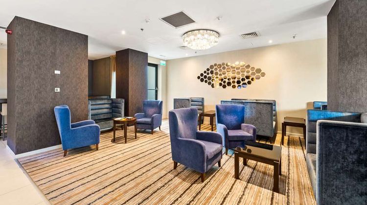Hampton by Hilton Cluj-Napoca Lobby