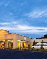 Doubletree by Hilton Charlotte Arpt