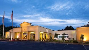 Doubletree by Hilton Charlotte Arpt