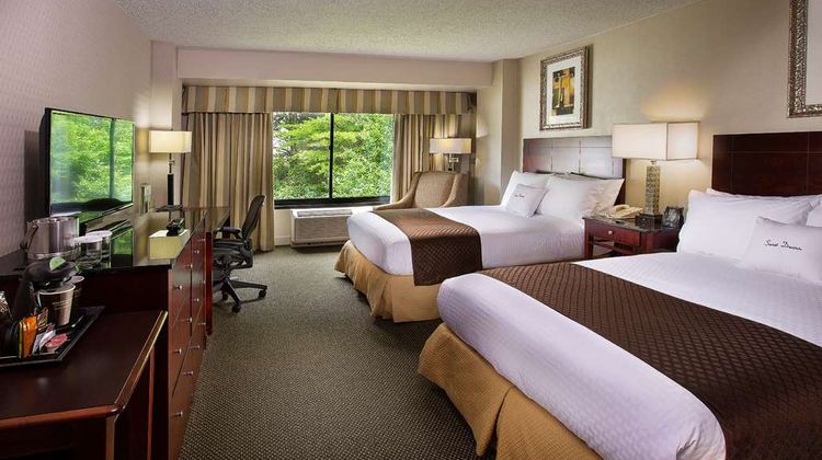 Doubletree by Hilton Charlotte Arpt Room