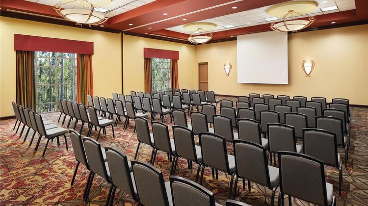 Embassy Suites Charlotte Golf Resort Meeting