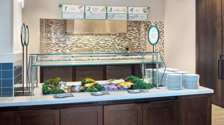 Embassy Suites Charlotte Golf Resort Restaurant