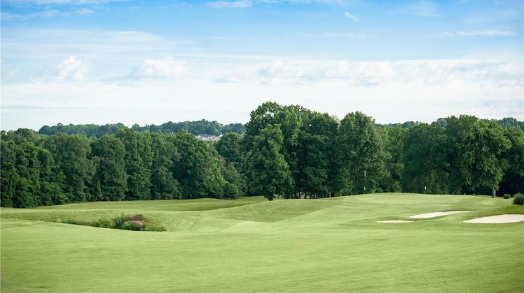 Embassy Suites Charlotte Golf Resort Golf