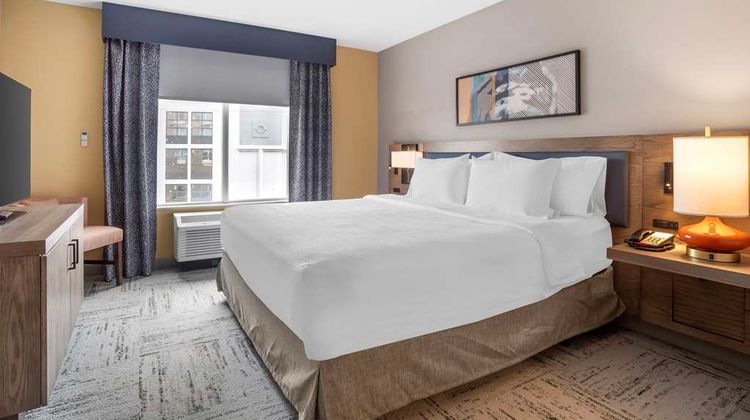 Hilton Garden Inn Charlotte/Concord Room