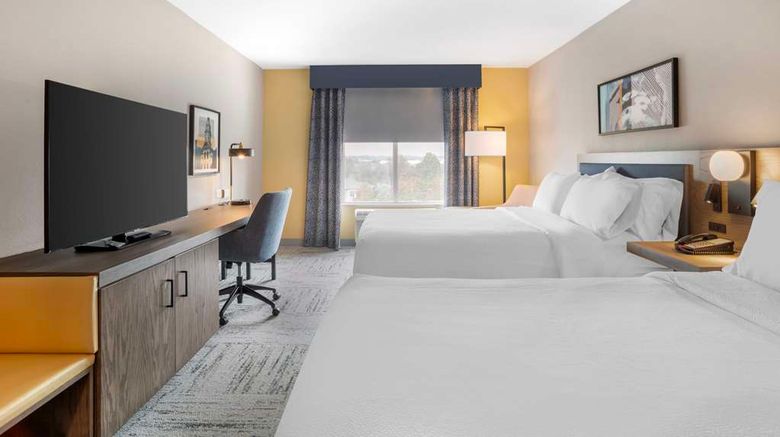 <b>Hilton Garden Inn Charlotte/Concord Room</b>. Images powered by <a href="https://iceportal.shijigroup.com/" title="IcePortal" target="_blank">IcePortal</a>.