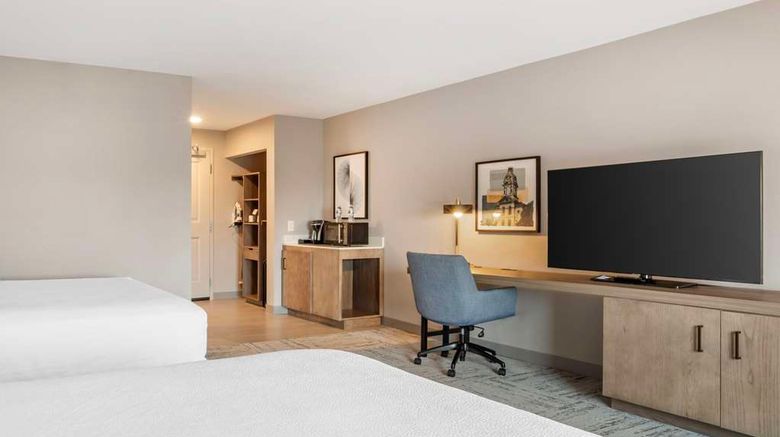 <b>Hilton Garden Inn Charlotte/Concord Room</b>. Images powered by <a href="https://iceportal.shijigroup.com/" title="IcePortal" target="_blank">IcePortal</a>.