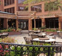 Doubletree Suites Charlotte-SouthPark Exterior