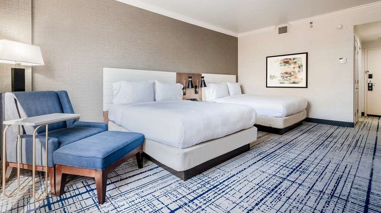 DoubleTree by Hilton S Charlotte Tyvola Room