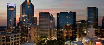 Hilton Charlotte Uptown Exterior