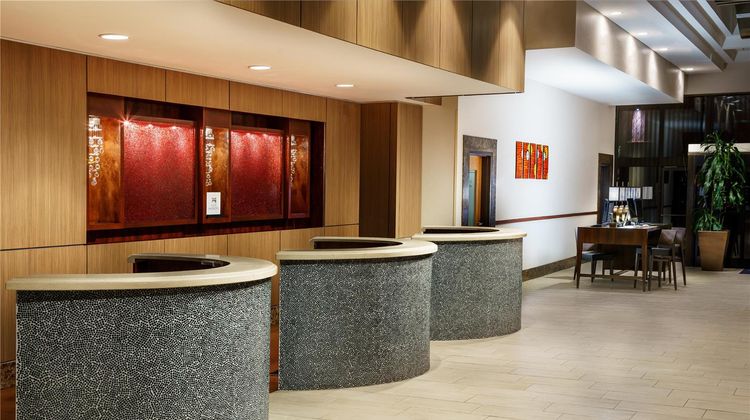Hilton Charlotte University Place Lobby