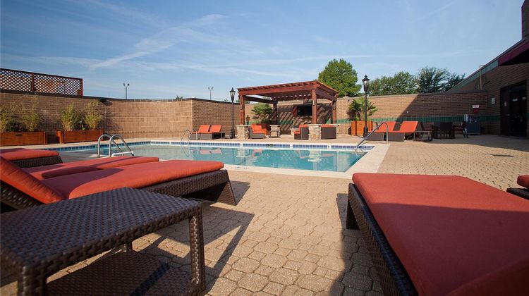 Hilton Charlotte University Place Pool
