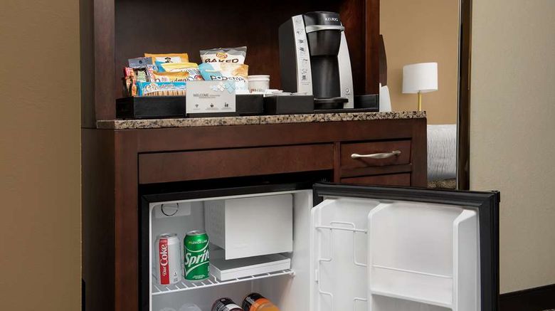 <b>Hilton Garden Inn Mooresville Room</b>. Images powered by <a href="https://iceportal.shijigroup.com/" title="IcePortal" target="_blank">IcePortal</a>.