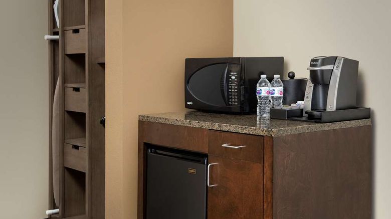 <b>Hilton Garden Inn Mooresville Room</b>. Images powered by <a href="https://iceportal.shijigroup.com/" title="IcePortal" target="_blank">IcePortal</a>.
