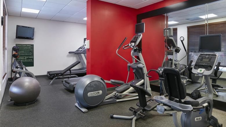 <b>Hilton Garden Inn Charlotte North Health</b>. Images powered by <a href="https://iceportal.shijigroup.com/" title="IcePortal" target="_blank">IcePortal</a>.