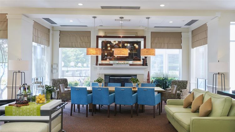 Hilton Garden Inn Charlotte North Lobby