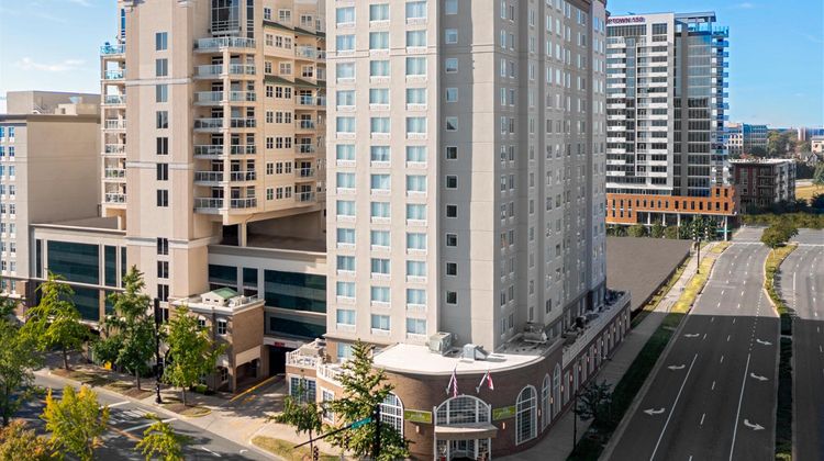 Hilton Garden Inn Charlotte Uptown Exterior