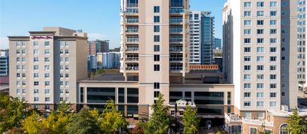 Hilton Garden Inn Charlotte Uptown Exterior