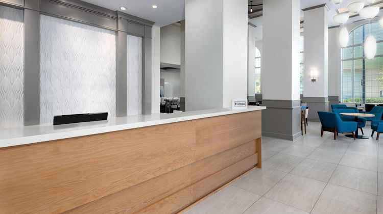 Hilton Garden Inn Charlotte Uptown Lobby