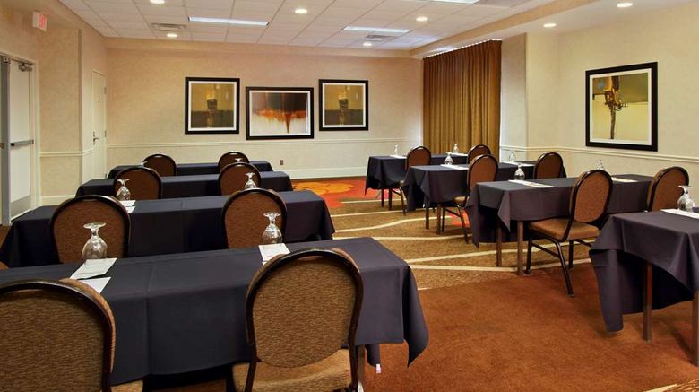 <b>Hilton Garden Inn Columbus Airport Meeting</b>. Images powered by <a href="https://iceportal.shijigroup.com/" title="IcePortal" target="_blank">IcePortal</a>.