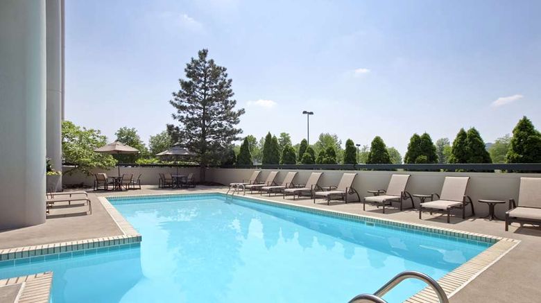 <b>Embassy Suites by Hilton Columbus Pool</b>. Images powered by <a href="https://iceportal.shijigroup.com/" title="IcePortal" target="_blank">IcePortal</a>.