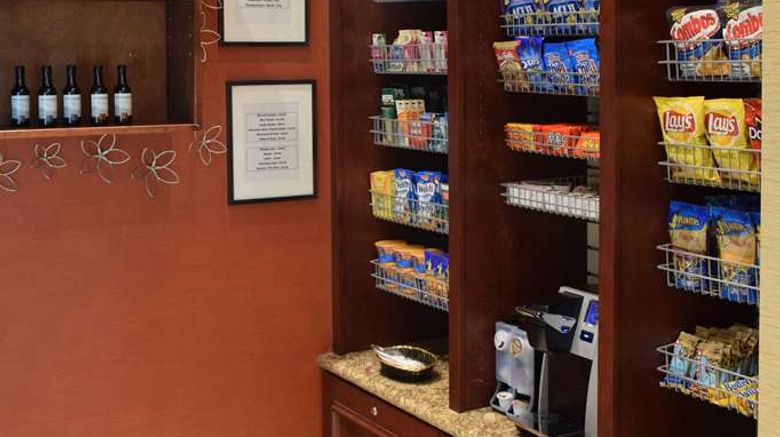 <b>Hilton Garden Inn Polaris Restaurant</b>. Images powered by <a href="https://iceportal.shijigroup.com/" title="IcePortal" target="_blank">IcePortal</a>.
