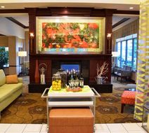 Hilton Garden Inn Polaris Lobby