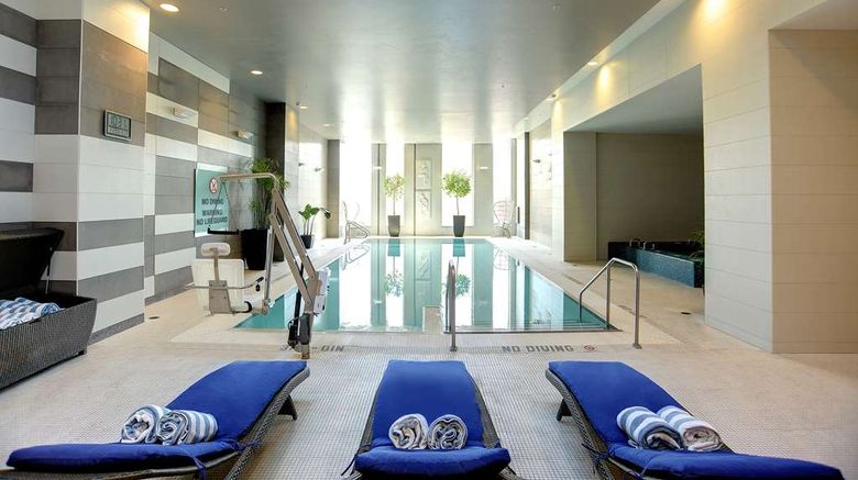 <b>Hilton Columbus Downtown Pool</b>. Images powered by <a href="https://iceportal.shijigroup.com/" title="IcePortal" target="_blank">IcePortal</a>.