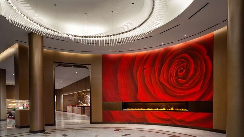 <b>Hilton Columbus Downtown Lobby</b>. Images powered by <a href="https://iceportal.shijigroup.com/" title="IcePortal" target="_blank">IcePortal</a>.