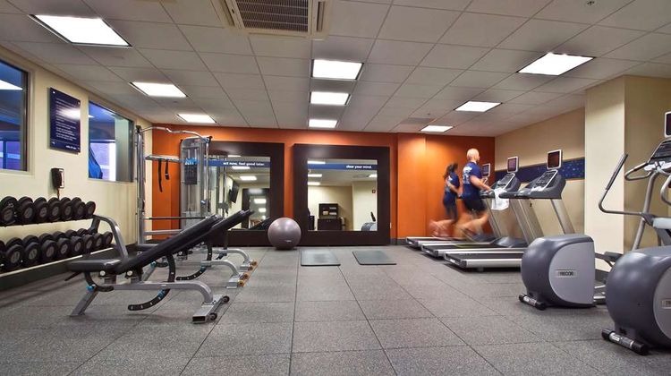 Hampton Inn & Suites Columbus Downtown Health