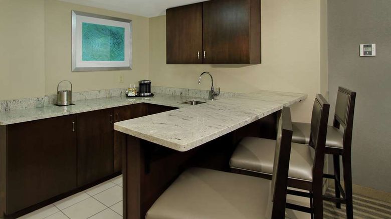 <b>DoubleTree by Hilton Hotel Newark Other</b>. Images powered by <a href="https://iceportal.shijigroup.com/" title="IcePortal" target="_blank">IcePortal</a>.