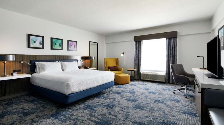 <b>Hilton Garden Inn Champaign/Urbana Room</b>. Images powered by <a href="https://iceportal.shijigroup.com/" title="IcePortal" target="_blank">IcePortal</a>.