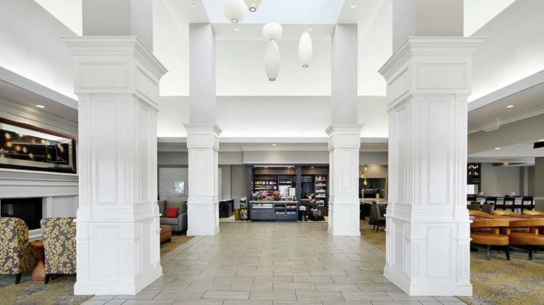 <b>Hilton Garden Inn Champaign/Urbana Lobby</b>. Images powered by <a href="https://iceportal.shijigroup.com/" title="IcePortal" target="_blank">IcePortal</a>.