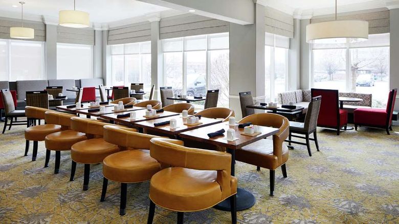 <b>Hilton Garden Inn Champaign/Urbana Restaurant</b>. Images powered by <a href="https://iceportal.shijigroup.com/" title="IcePortal" target="_blank">IcePortal</a>.