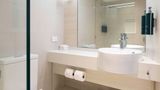 <b>DoubleTree by Hilton Cairns Room</b>. Images powered by <a href="https://iceportal.shijigroup.com/" title="IcePortal" target="_blank">IcePortal</a>.