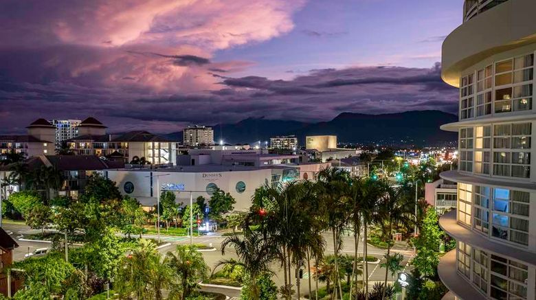 <b>DoubleTree by Hilton Cairns Exterior</b>. Images powered by <a href="https://iceportal.shijigroup.com/" title="IcePortal" target="_blank">IcePortal</a>.
