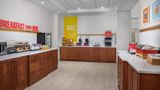 <b>Hampton Inn & Suites Clinton Restaurant</b>. Images powered by <a href="https://iceportal.shijigroup.com/" title="IcePortal" target="_blank">IcePortal</a>.