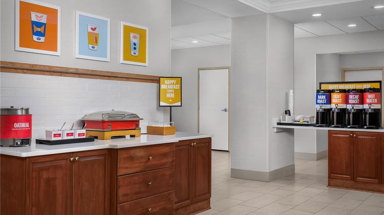 Hampton Inn & Suites Clinton Restaurant